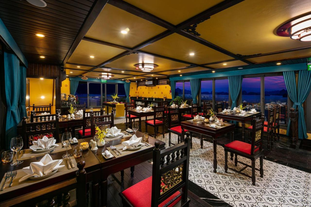 Nostalgia Halong Cruise Hotel Ha Long Exterior photo